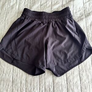 lululemon track that short!